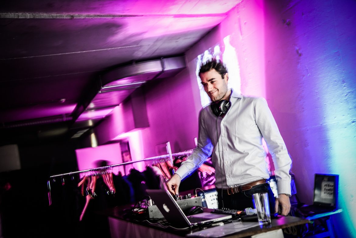 Face II Face bietet Ihnen exklusive Event DJs - Event DJ auf Mallorca